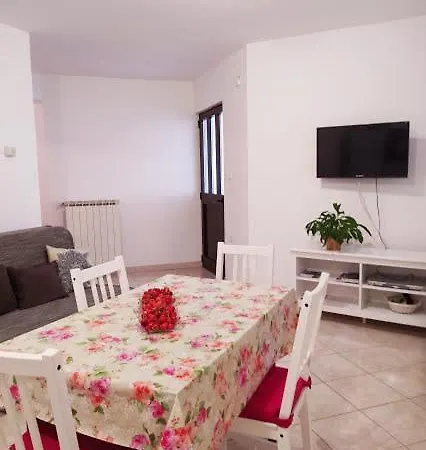 Snjezana Apartment