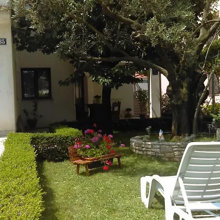 Apartment Snjezana