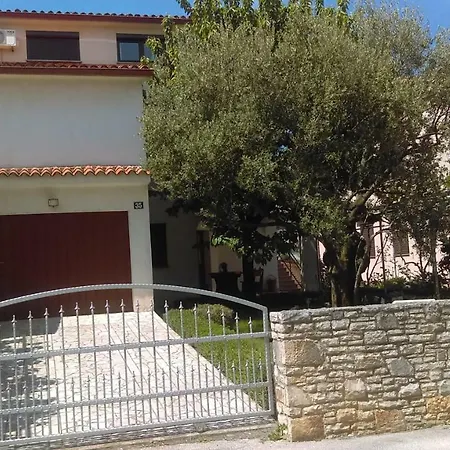 Apartment Snjezana