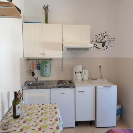 Snjezana Apartment *